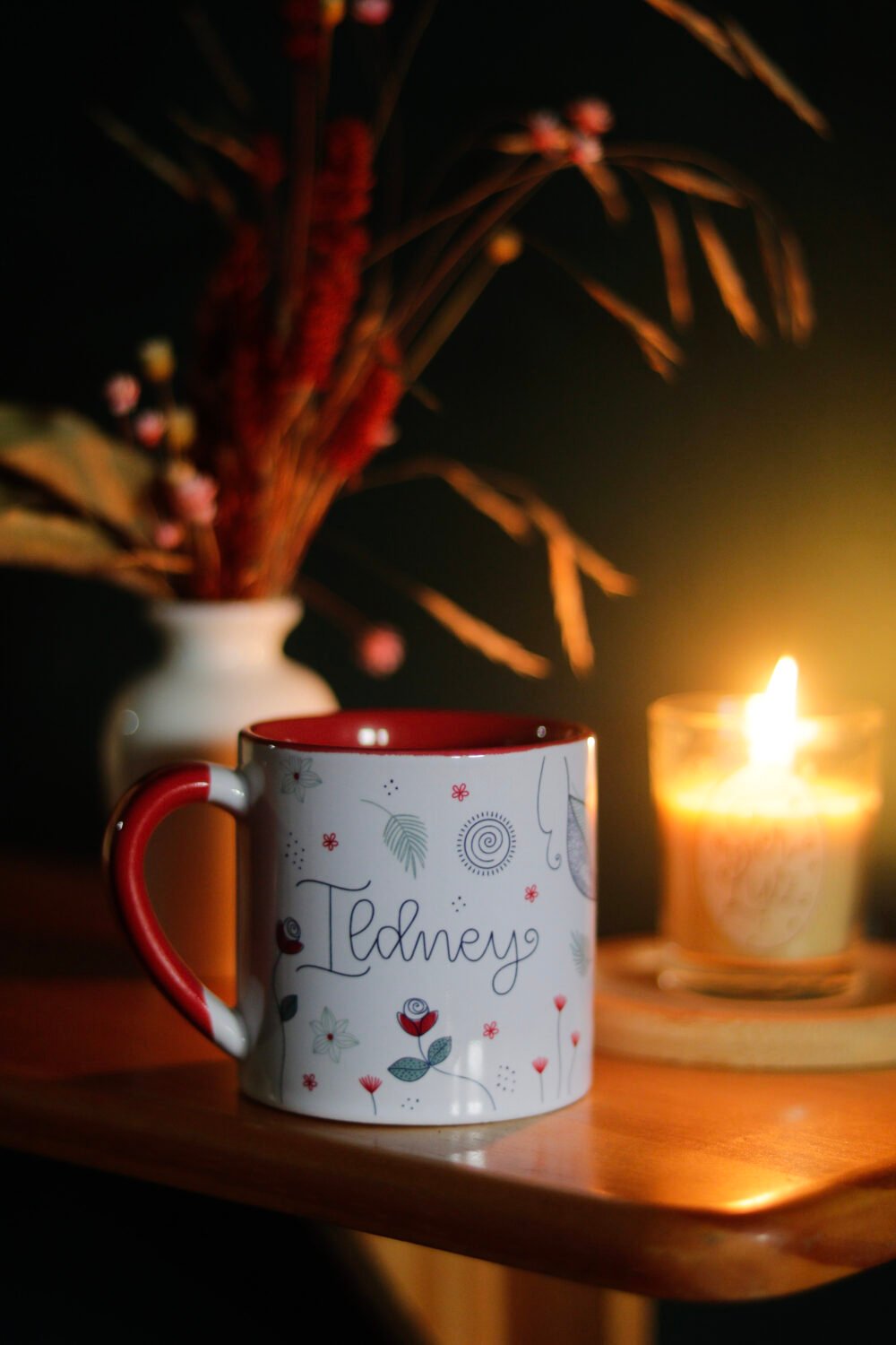 Caneca Pixutinha Vermelha - Flora Roses
